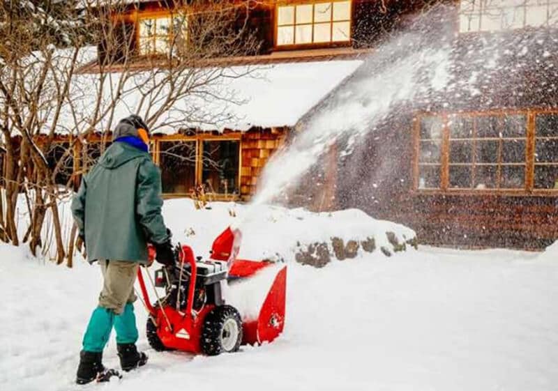 The Way to Pick the BEST 2 STAGE SNOW BLOWER FOR YOU